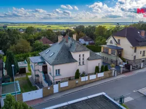 Prodej rodinného domu, Dobrovice, Komenského, 431 m2