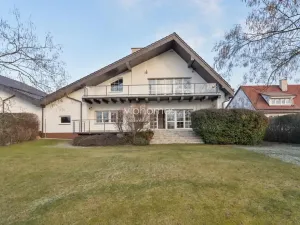 Pronájem vily, Průhonice, Sadová, 350 m2