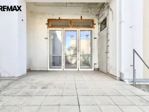 Prodej obchodního prostoru, Kolín - Kolín V, Ovčárecká, 554 m2