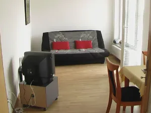 Pronájem bytu 2+1, Praha - Strašnice, Názovská, 60 m2