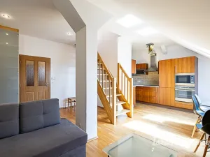 Pronájem bytu 3+kk, Praha - Holešovice, Osadní, 76 m2