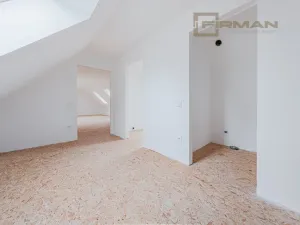 Prodej rodinného domu, Třebešice, 236 m2