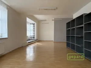 Pronájem obchodního prostoru, Šternberk, ČSA, 84 m2