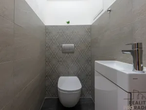 Prodej bytu 4+kk, Vochov, 80 m2