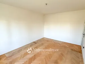 Prodej bytu 2+1, Znojmo, Pražská sídl., 52 m2