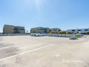 Pronájem bytu 2+kk, Praha, Pod Formankou, 54 m2