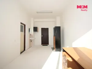 Pronájem kanceláře, Hradec Králové - Nový Hradec Králové, Brněnská, 150 m2