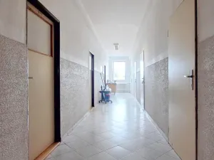 Pronájem kanceláře, Hradec Králové - Nový Hradec Králové, Brněnská, 150 m2