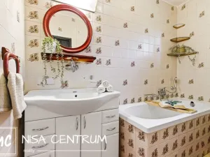 Prodej rodinného domu, Krnsko, 304 m2