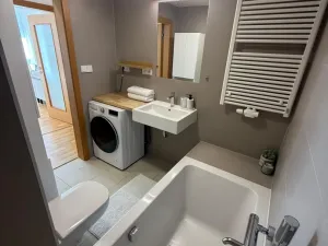 Pronájem bytu 3+kk, Praha - Břevnov, Ve Střešovičkách, 69 m2