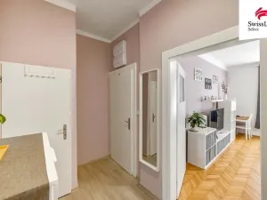 Prodej rodinného domu, Praha - Kobylisy, Pakoměřická, 160 m2
