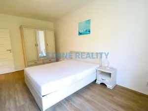 Pronájem bytu 2+1, Praha - Strašnice, Dvouletky, 52 m2