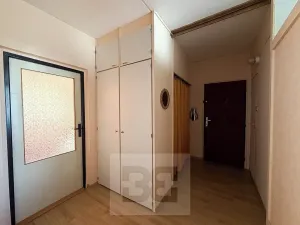 Pronájem bytu 3+1, Karlovy Vary, Plešivecká, 86 m2