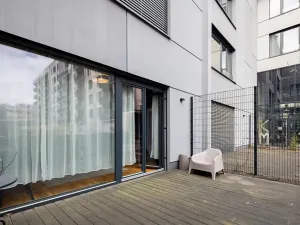 Pronájem bytu 1+kk, Praha - Smíchov, Grafická, 35 m2