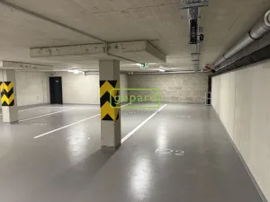 Pronájem garážového stání, Brandýs nad Labem-Stará Boleslav, Augustina Lukeše, 13 m2