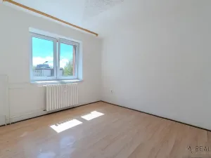 Pronájem bytu 2+1, Ostrava, Odborářská, 50 m2