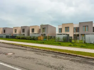 Pronájem rodinného domu, Praha - Horní Počernice, Artistů, 116 m2