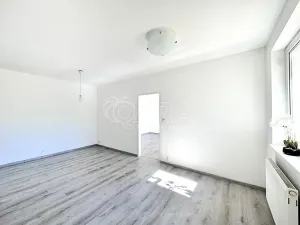 Prodej bytu 3+1, Horoměřice, J. K. Tyla, 95 m2