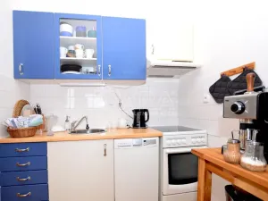 Pronájem bytu 1+kk, Hostivice, Školská, 29 m2