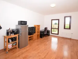 Pronájem bytu 1+kk, Hostivice, Školská, 29 m2