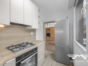 Pronájem bytu 3+1, Praha - Střížkov, Harrachovská, 52 m2