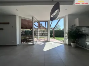 Pronájem rodinného domu, Dolany, 185 m2