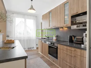 Prodej rodinného domu, Lety, Pod viničkou, 163 m2