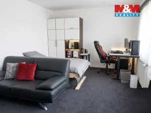 Prodej bytu 4+1, Pardubice - Zelené Předměstí, Hronovická, 140 m2