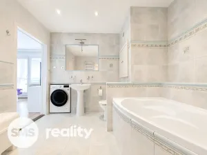 Prodej bytu 3+1, Frýdek-Místek - Frýdek, Novodvorská, 73 m2