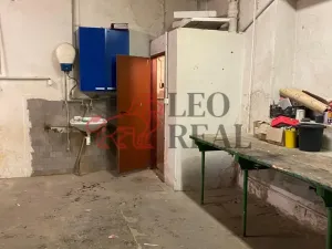 Pronájem výrobních prostor, Ústí nad Labem - Krásné Březno, Drážďanská, 165 m2