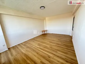 Pronájem bytu 1+1, Kralupy nad Vltavou, sídl. Hůrka, 43 m2