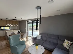 Prodej rodinného domu, Panenské Břežany, Nad Svatou Annou, 184 m2