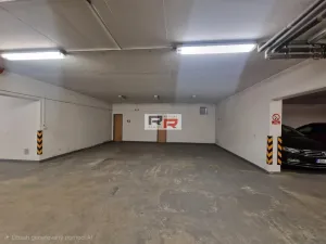 Pronájem garážového stání, Olomouc - Povel, Peškova, 22 m2