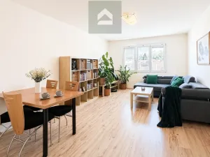 Prodej bytu 3+1, Plzeň - Lobzy, Dlouhá, 76 m2