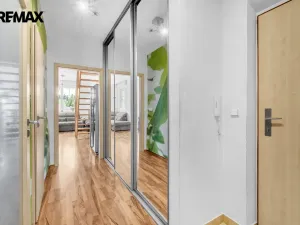 Prodej bytu 4+kk, Strančice, Náměstí Emila Kolbena, 108 m2