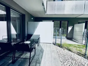 Pronájem bytu 1+kk, Praha - Vysočany, Gerstelova, 41 m2