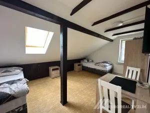 Pronájem rodinného domu, Zádveřice-Raková, 230 m2