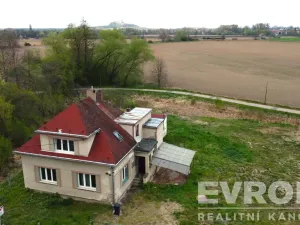 Prodej rodinného domu, Sezemice - Počaply, 150 m2