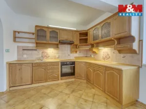 Prodej bytu 3+1, Město Touškov, Partyzánská, 81 m2