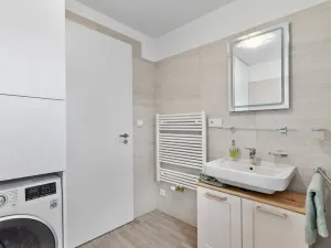 Pronájem bytu 2+kk, Liberec - Liberec III-Jeřáb, U Nisy, 59 m2