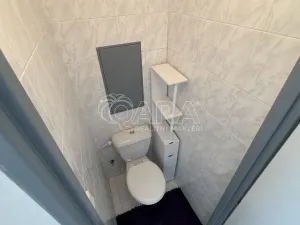 Pronájem bytu 2+kk, Praha - Záběhlice, Jabloňová, 33 m2