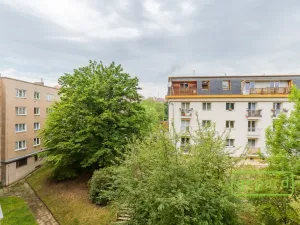 Prodej bytu 2+1, Praha, 28. pluku, 58 m2