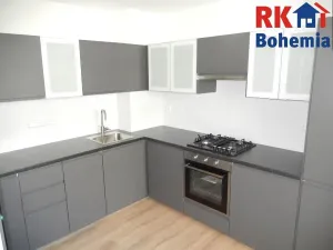 Pronájem bytu 2+1, Praha - Vršovice, Tádžická, 58 m2