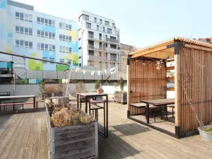 Pronájem kanceláře, Praha, Lihovarská, 706 m2