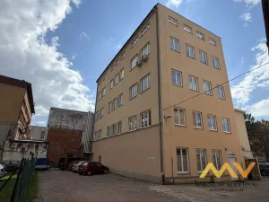 Pronájem kanceláře, Hradec Králové, Škroupova, 62 m2