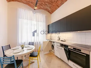 Pronájem bytu 1+1, Praha, Hálkova, 46 m2