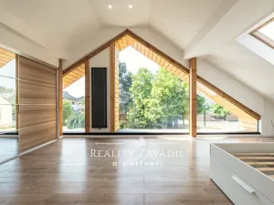 Prodej rodinného domu, Praha - Pitkovice, Žampiónová, 190 m2