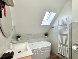 Pronájem bytu 2+kk, Pardubice, Teplého, 40 m2