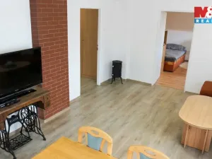 Pronájem bytu 3+1, Dolní Dobrouč, 65 m2