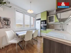 Prodej bytu 4+1, Chodov, Čapkova, 83 m2